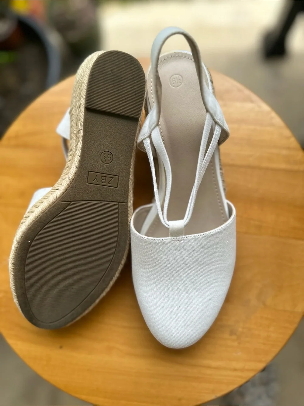 Women's Cream small wedges